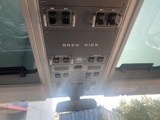 24款英力士掷弹兵3.0T 彰显独特而富有魅力 港口现车80余万可分期