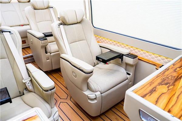 丰田考斯特19座价格45万 88万 65万 85万 95万