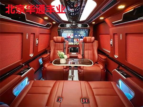 丰田海狮9座与6座油耗对比，哪款更经济？