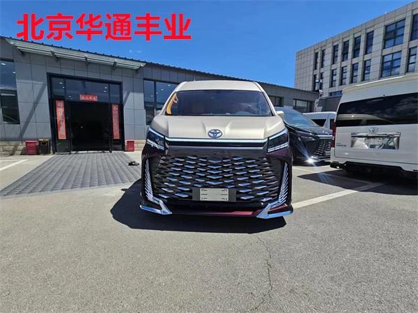 丰田海狮6座高配版山东青岛4S店价格及试驾活动