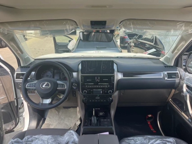 23款雷克萨斯GX460绝版大V8清仓处理80来万起售