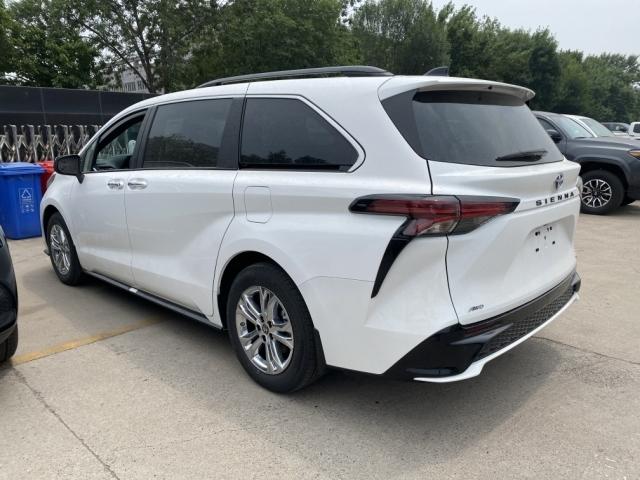 丰田塞纳双擎2.5L舒适版最新落地价参考