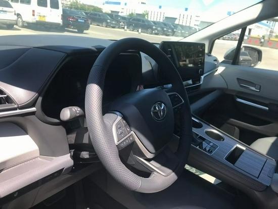 丰田 赛那SIENNA 2024款 2.5L混动 至尊版报价