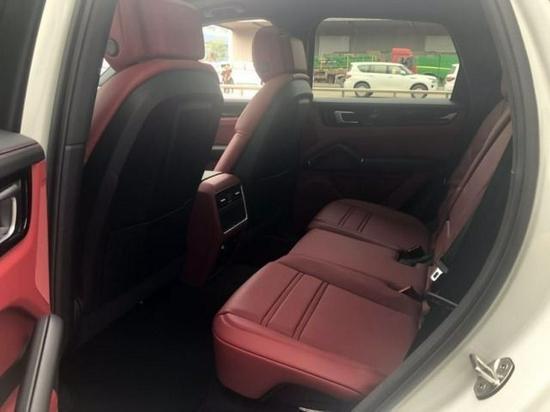 目前保时捷卡宴的最低报价是多少