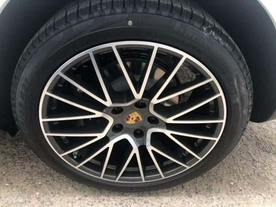 目前保时捷卡宴的最低报价是多少