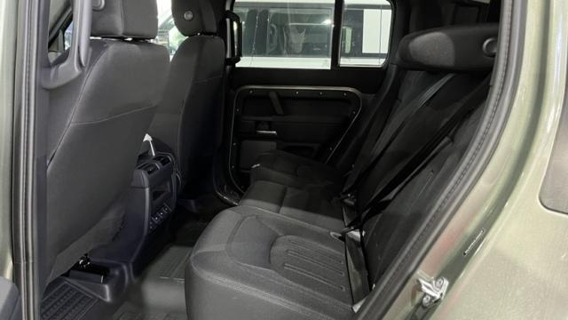 欧版路虎卫士110 四门柴油2.0T 港口最新现车售价