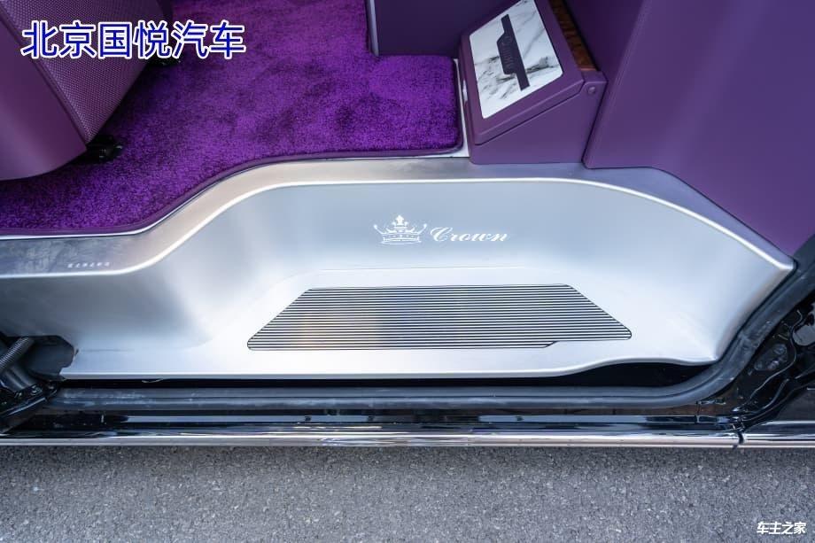 广东丰田海狮6座凯萨皇冠版优惠后的价格