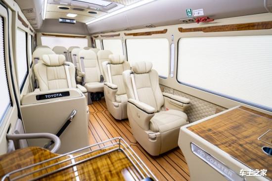 DSC03156.jpg 河北石家庄丰田考斯特15座指导价 考斯特4S店价格表