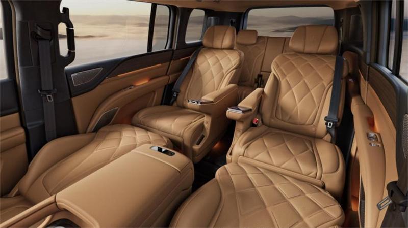 仰望U8L鼎世版正式上市，以鼎级安全重构行政豪华SUV新标杆