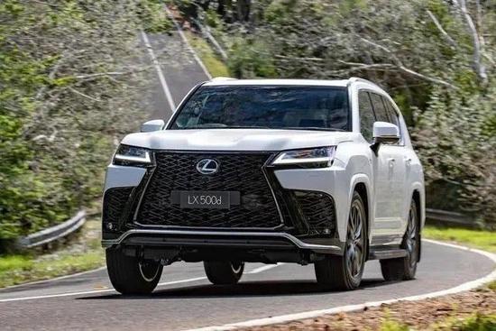 新一代柴油3.3TT雷克萨斯lx500d动力性能参数介绍及报价